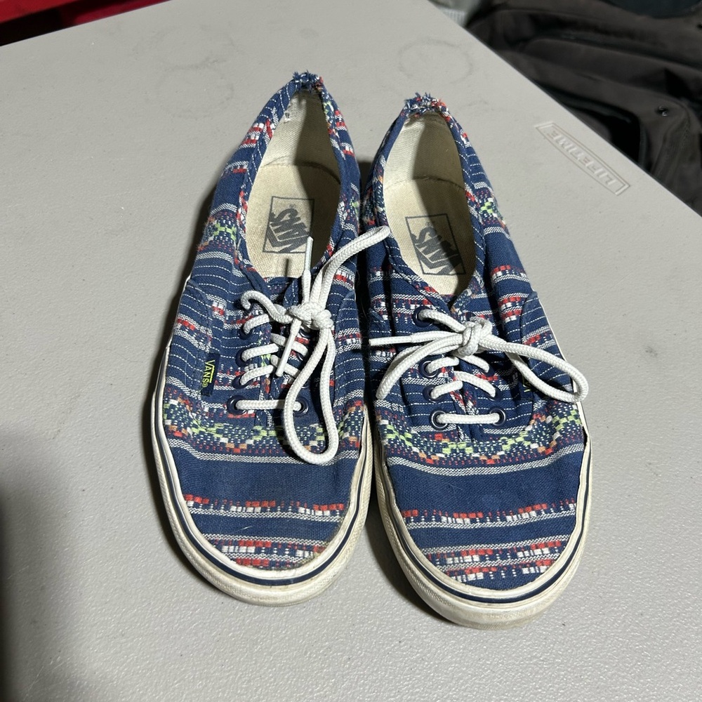 Men’s size 7 Vans Multicolor